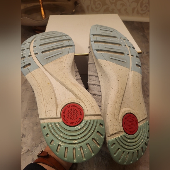 Fitflop Gray Athletic Shoes with Sleek Design - Picture 7 of 10